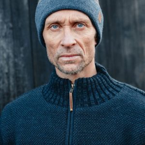 HASSEL BEANIE 26